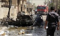 Около 40 человек пострадали из-за двойного взрыва в Ираке