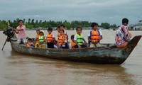 Совместные усилия для помощи детям, пострадавшим от наводнений в дельте реки Меконг