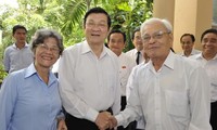 Президент Вьетнама встретился с избирателями города Хошимина
