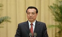 Премьер госсовета КНР Ли Кэцян находится во Вьетнаме с визитом