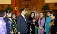 Премьер-министр СРВ Нгуен Тан Зунг принял женщин-депутатов
