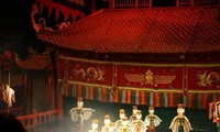 Театр кукол на воде «Тханглонг» установил рекорд Азии