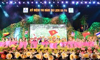 В провинции Лаокай празднуют 110-летие развития туризма городка Шапа