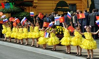 Российская и мировая общественность высоко оценивает визит Путина во Вьетнам