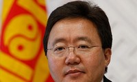 Во Вьетнаме с официальным визитом находится президент Монголии