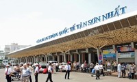 Учения по борьбе с воздушным терроризмом в международном аэропорту Тан Шон Нят