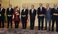 Иран прервал переговоры с «шестеркой» после объявления США новых санкций