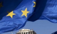 Еврозона согласилась предоставить Греции один млрд евро