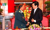 Президент CРВ Чыонг Тан Шанг встретился с ветеранами войны 305-й дивизии