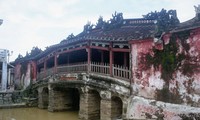 Старинный портовый город Хойан в глазах иностранных туристов
