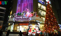 Рождественская атмосфера в Ханое