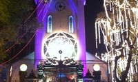 Ханойские католики готовятся к Рождеству