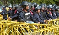 Таиланд: полиция применила слезоточивый газ для разгона демонстрантов