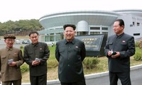 Лидер КНДР Ким Чен Ын посетил новый центр контроля и управления полетами спутников
