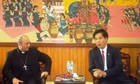 Непостоянный представитель Святого Престола провел рабочую встречу с руководством провинции Контум