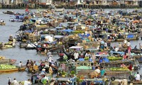 Плавучие рынки на юго-западе Вьетнама