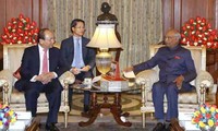 Премьер-министр Вьетнама Нгуен Суан Фук встретился с президентом Индии Рамом Натхом Ковиндом