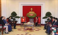 Делегация правящей партии Азербайджана посетила Вьетнам
