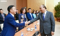 Премьер-министр Вьетнама встретился с эмигрантами