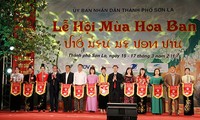 В городе Диенбиенфу открылся Фестиваль цветов баухинии на северо-западе Вьетнама 