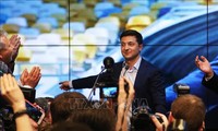 Руководители ряда стран поздравили Зеленского с победой на выборах президента Украины