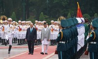 Премьер-министр Вьетнама провёл переговоры с непальским коллегой 