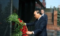 Премьер-министр Вьетнама посетил мавзолей Ленина