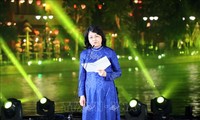 Вице-президента Вьетнама приняла участие в ночном гала-шоу «Культурные краски стран мира»