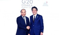 Премьер-министр Нгуен Суан Фук принимает участие в различных мероприятиях в рамках саммита G20