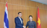 Нгуен Тхи Ким Нган встретилась с председателем Национальной законодательной ассамблеи Таиланда Понпеч Вичитчолчаем