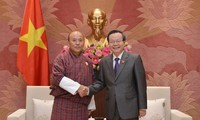 Вице-спикер вьетнамского парламента принял начальника Госаудита Бутана