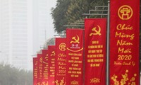 Поздравительные телеграммы в адрес Компартии Вьетнама по случаю 90-летия со дня ее образования
