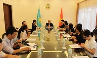 Посол Казахстана провёл встречу с представителями вьетнамских СМИ
