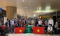 Возвращение вьетнамских граждан на Родину