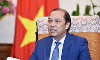 Визит президента Нгуен Суан Фука в Лаос принес много всеобъемлющих и существенных результатов