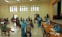 Во Вьетнаме выявлены ещё 12 477 новых случаев заражения COVID-19 внутри страны