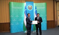 Посол Вьетнама в Узбекистане вручил верительные грамоты
