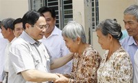 Премьер-министр Фам Минь Тинь провел встречу с избирателями города Кантхо