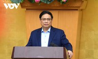 Премьер-министр Фам Минь Тинь: Необходимо продолжать стабилизировать макроэкономику и сдерживать инфляцию