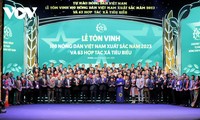 Состоялась церемония чествования 100 выдающихся вьетнамских крестьян и 63 кооперативов – 2023
