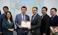 Посольство Вьетнама поздравило представительство Вьетнамской государственной нефтегазовой компании в РФ с Тэтом