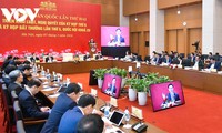 Выонг Динь Хюэ: Необходимо обнародовать осуществимые, синхронные юридические документы в законотворческой системе