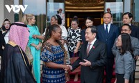 Председатель НС СРВ Чан Тхань Ман принял делегацию госаудита стран мира и международных организаций