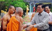Ban chỉ đạo Tây nam Bộ chúc Tết đồng bào Khmer
