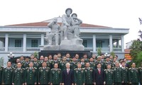 Tổng Bí thư Nguyễn Phú Trọng làm việc với Tổng cục Tình báo – Bộ Quốc phòng