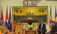 Đoàn Giáo hội Phật giáo Việt Nam thăm Vương quốc Campuchia
