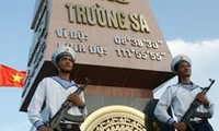 Phản đối Trung Quốc thành lập cái gọi là “thành phố Tam Sa”