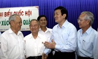 Chủ tịch nước tiếp xúc cử tri quận 4 Thành phố Hồ Chí Minh
