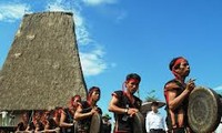 Kon Tum bế mạc Ngày hội văn hóa, thể thao và du lịch các dân tộc năm 2012
