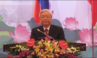 Chiêu đãi trọng thể Tổng Bí thư, Chủ tịch nước Lào